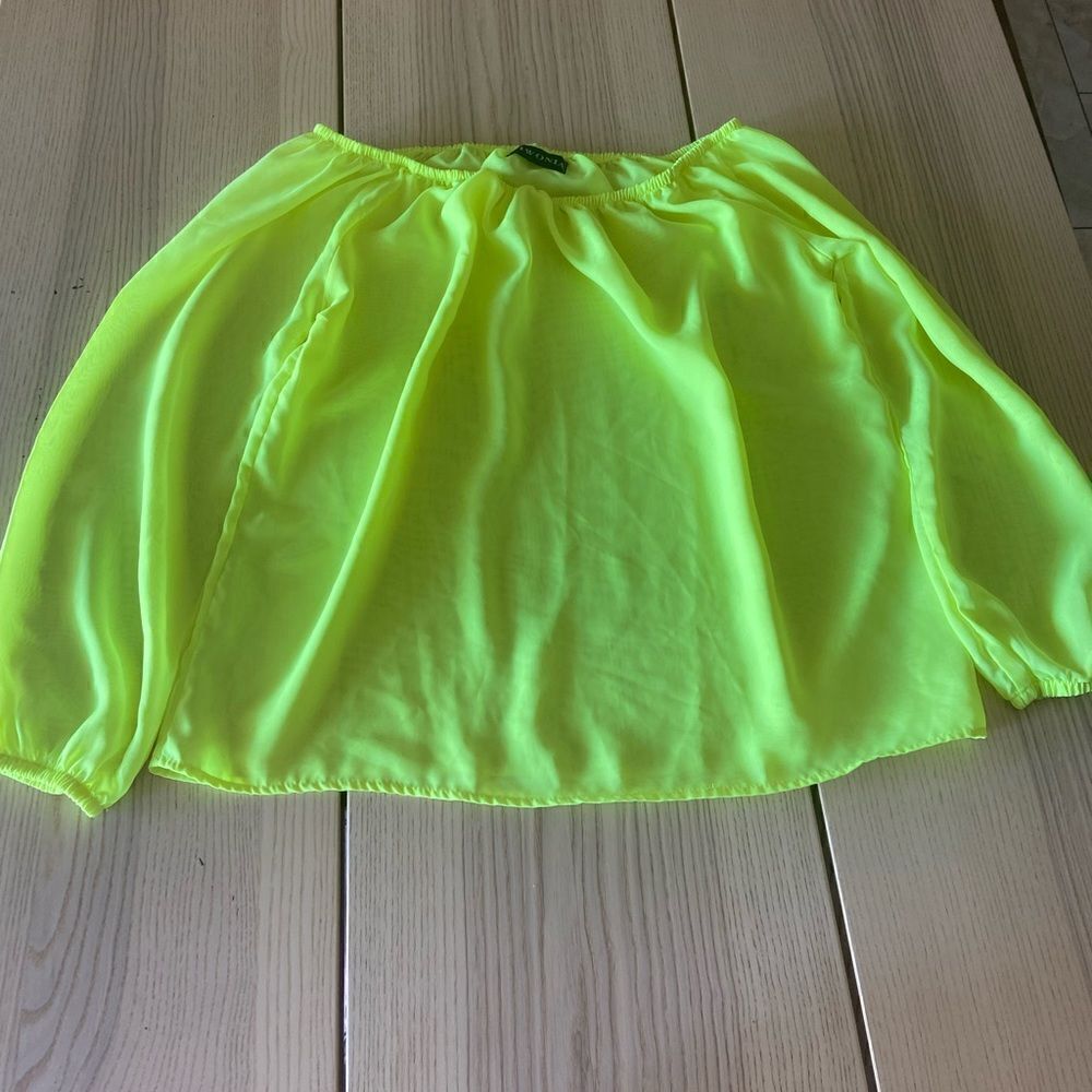 PIWONIA Neon Green- Highlighter Yellow Sheer Long Sleeve Womens M